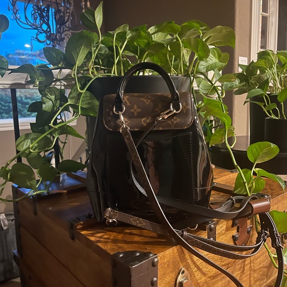 Authentic Louis Vuitton Hot Springs Patient Mini Vernice Leather Backpack - Picture 5 of 11